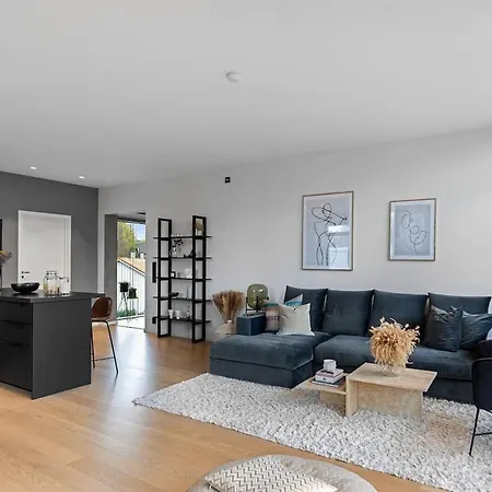 아파트 Exclusive Near Airport- Free Parking 베르겐